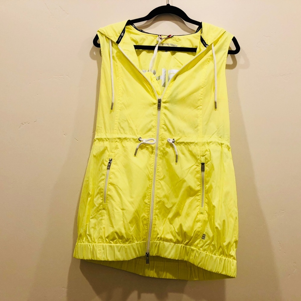 Tommy Hilfiger Sz XS & M Yellow Jacket Vest
